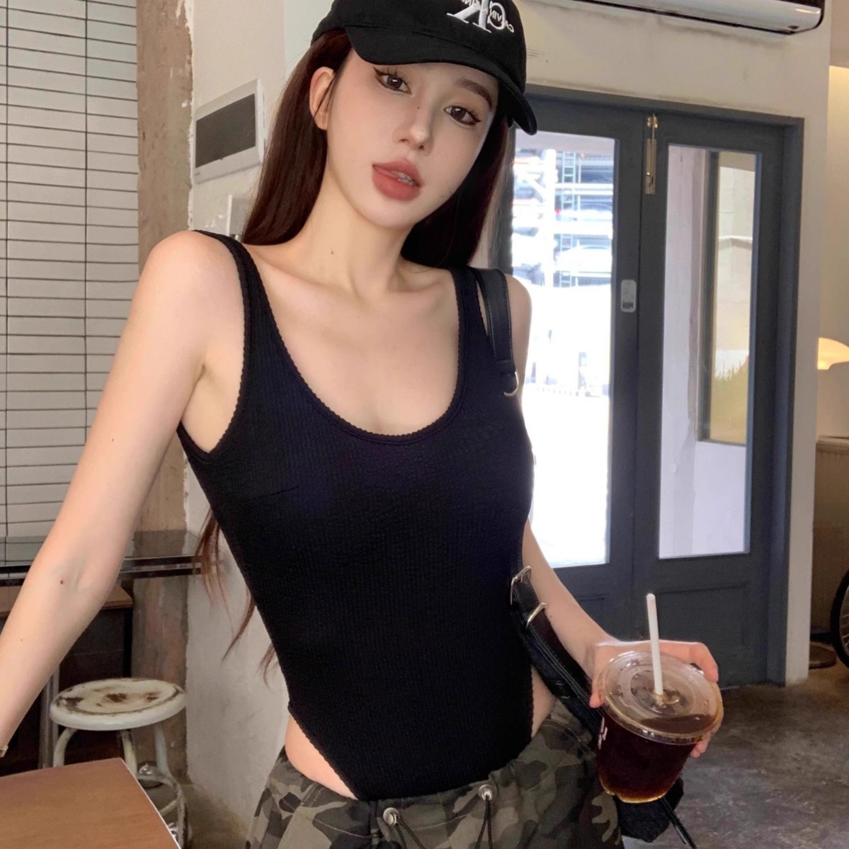 สีดํา Strappy บอดี้สูทเซ็กซี่  - Suspender Tank Top บทวิจารณ์และราคา